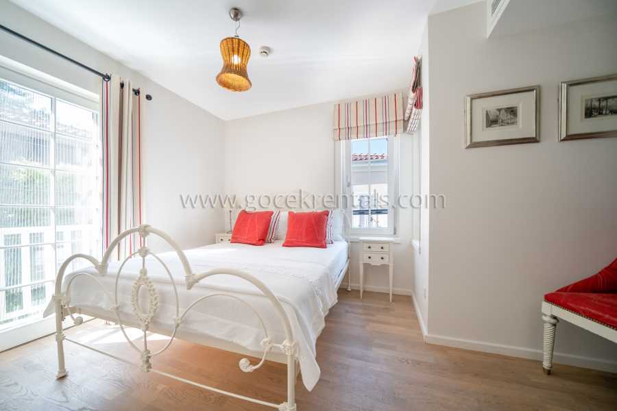 Portville canal villas No