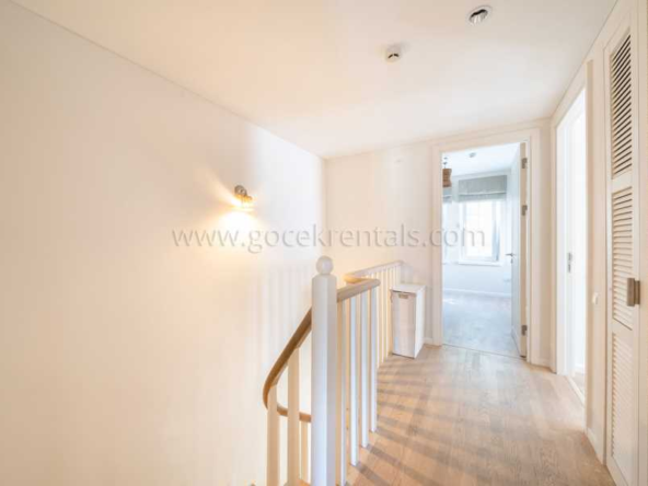 Portville canal villas No