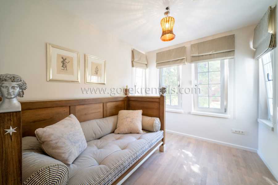 Portville canal villas No