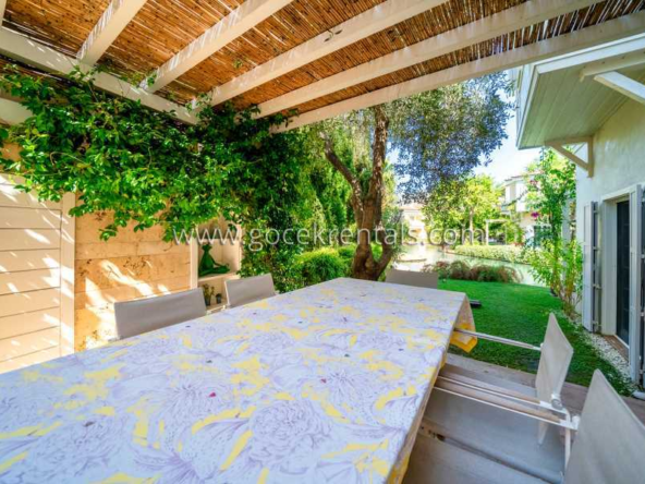 Portville canal villas No