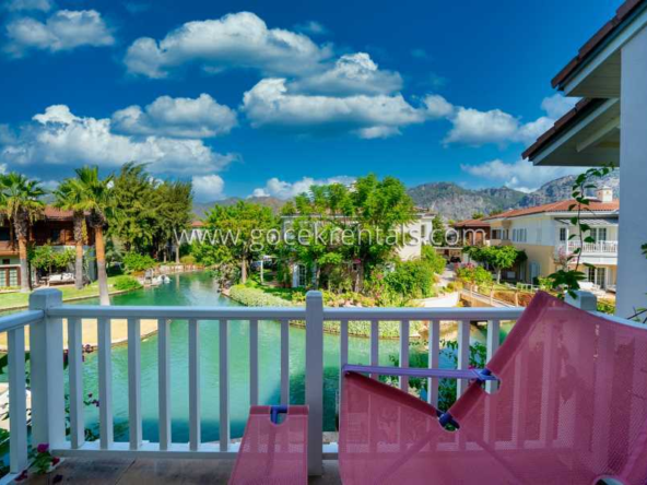 Portville canal villas No