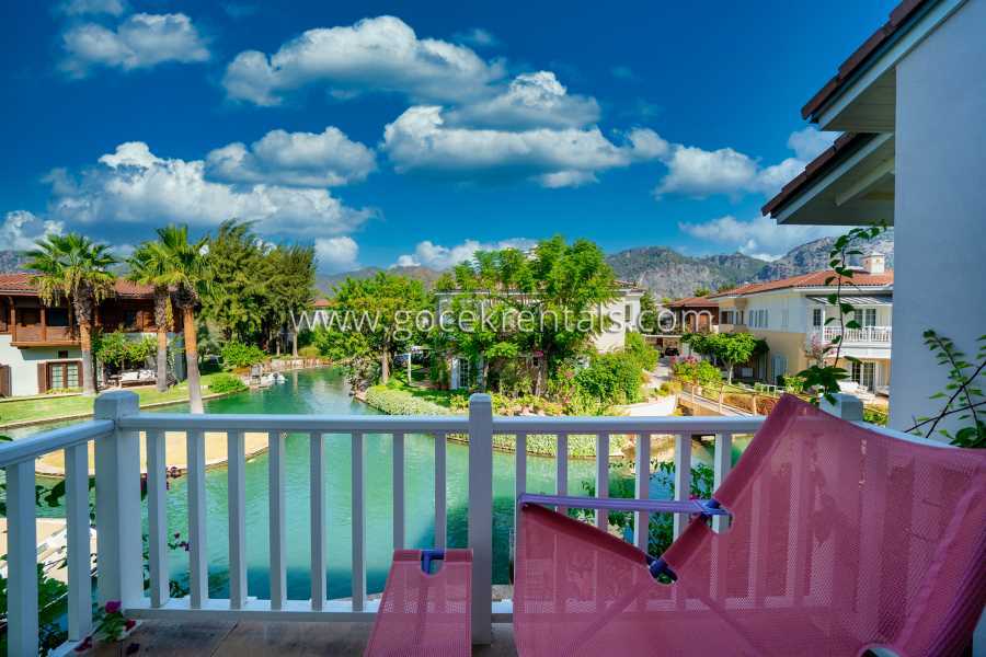 Portville canal villas No