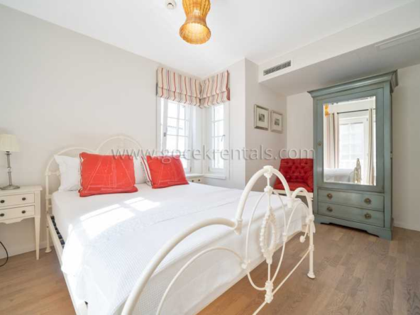 Portville canal villas No