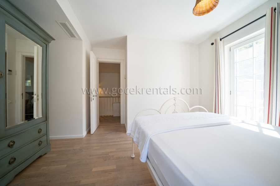 Portville canal villas No