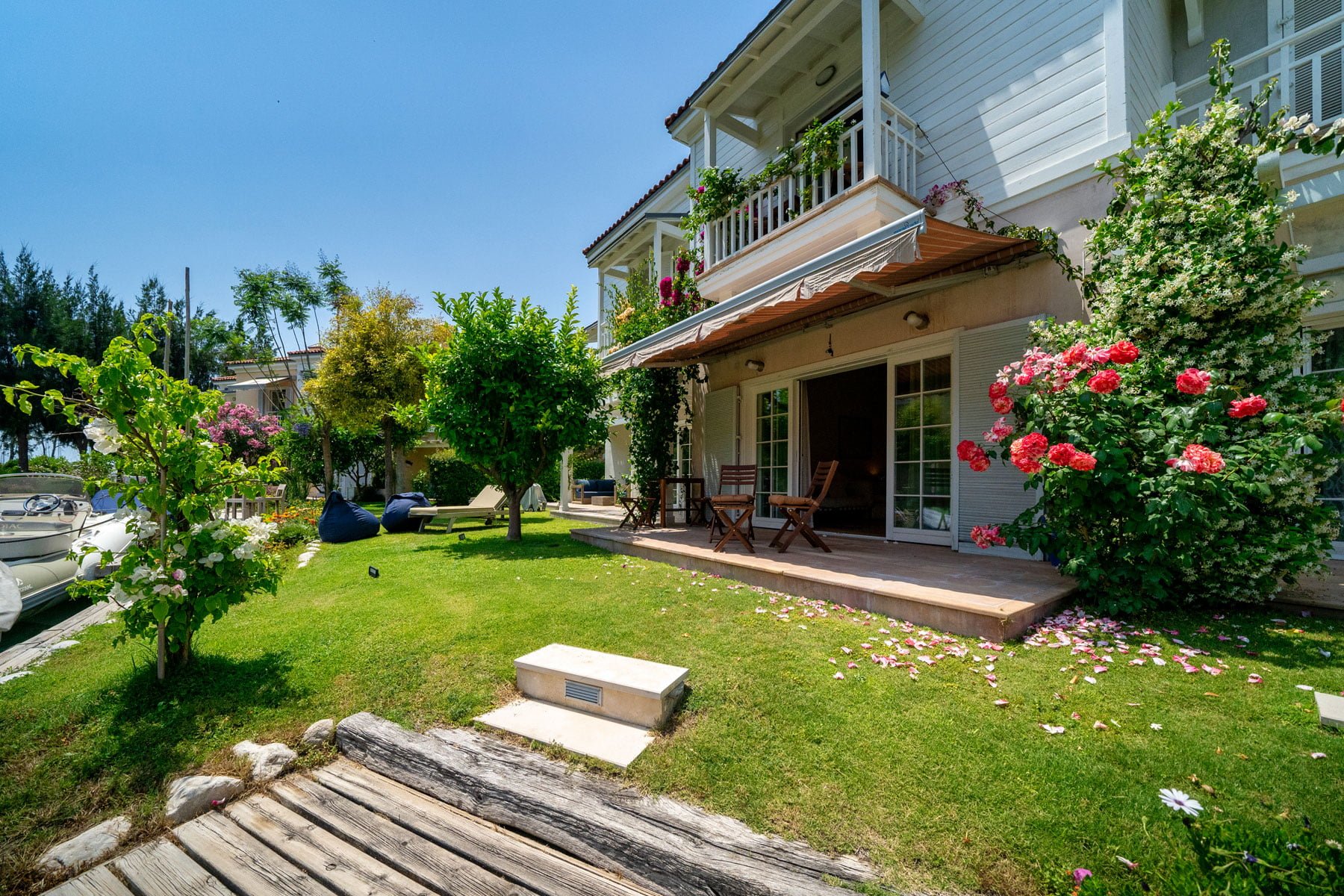 Portville Canal Villas-76 (4)