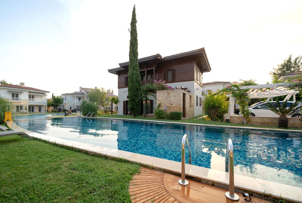 Portville Holiday Villas No 10 Stella 18