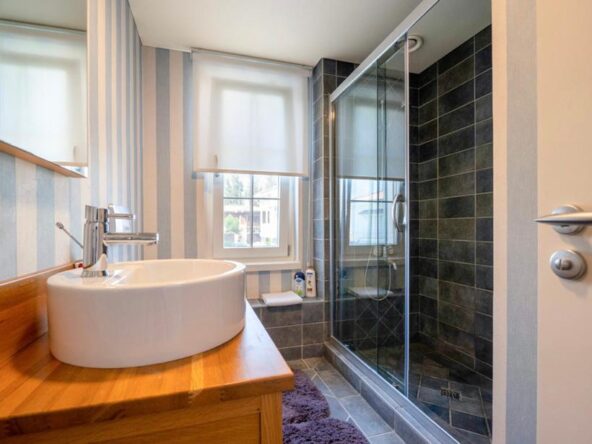 Portville Villa 45 18