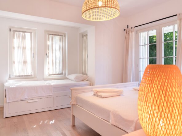 Portville canal villas No 46 18