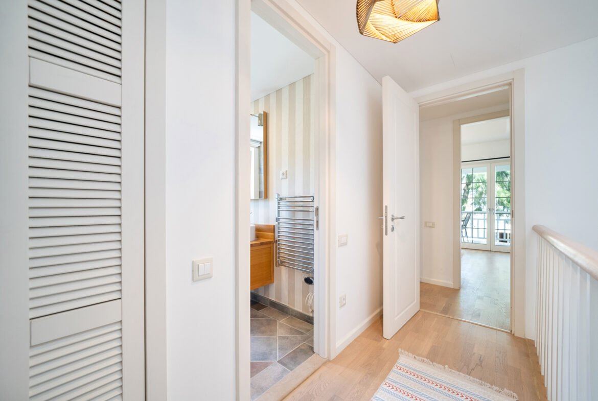 Portville canal villas No 46 5