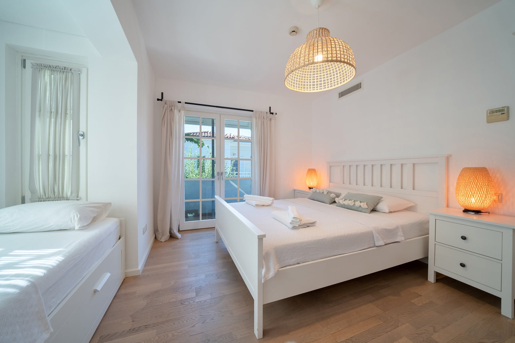 Portville canal villas No 46 7