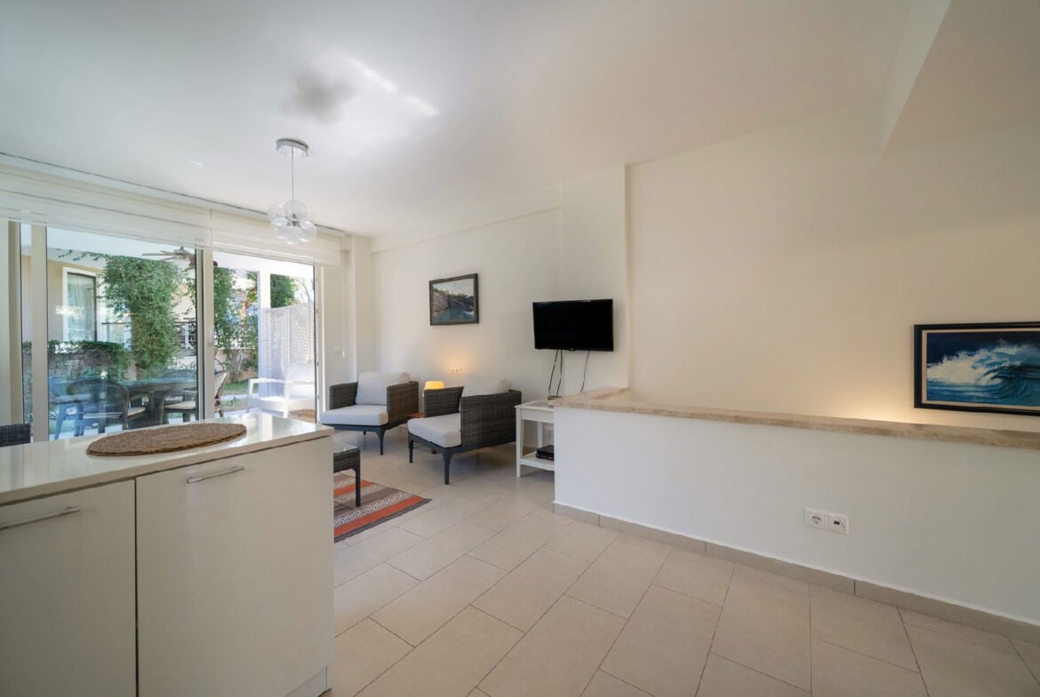 Aquamarin Central Apartment wPool in Gocek Rentals18