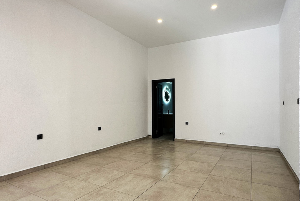 Göcek Merkezinde Devren Kiralık Dükkan