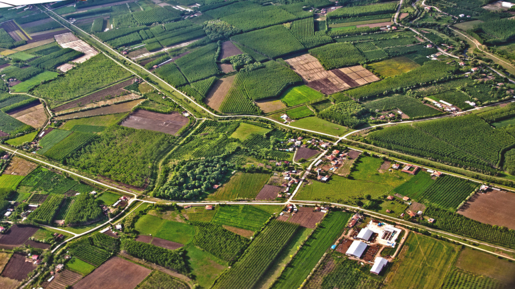 Zoned and Unzoned Land